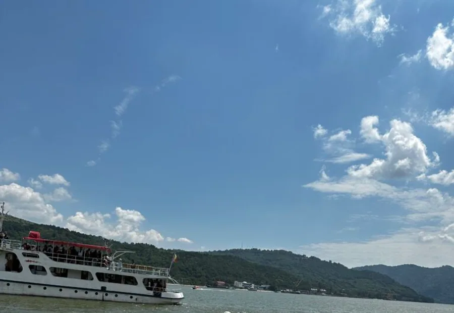 Plimbări pe Dunăre din Orșova