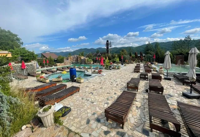 Fotografie de la Belvedere Yacht Club, Berzasca