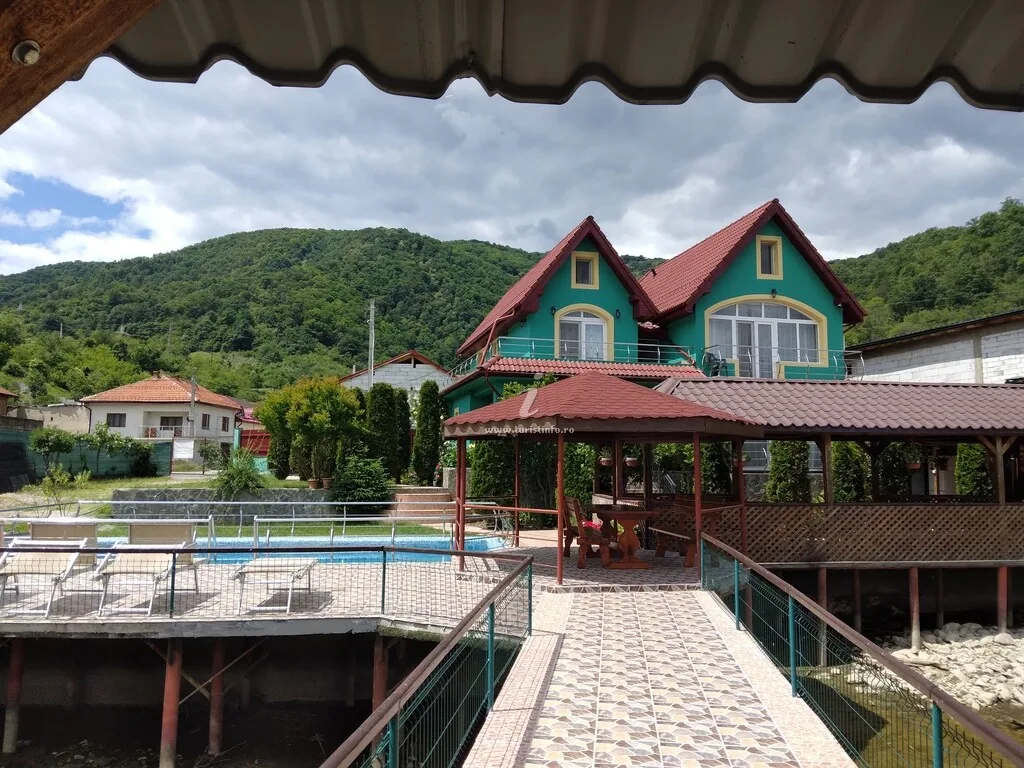 Fotografie de la Casa Lucian, Dubova
