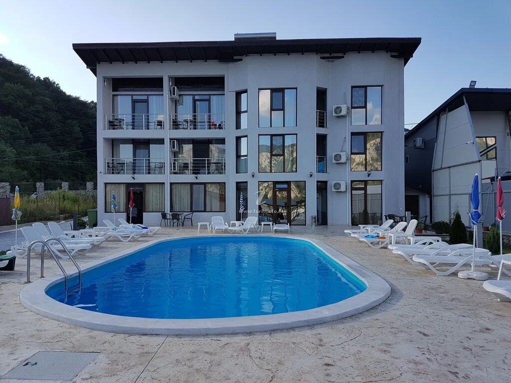 Fotografie de la Vila Hercules 1, Dubova