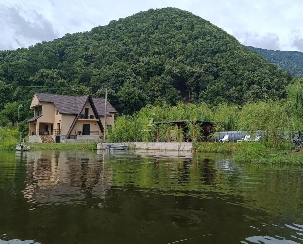 Fotografie de la Casa Colț De Rai, Eșelnița
