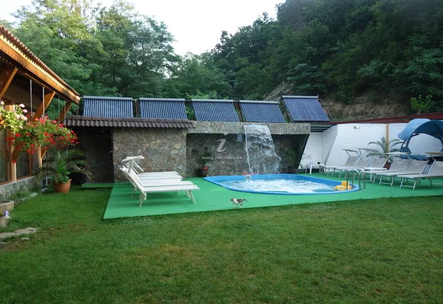 Fotografie de la Casa Dorului, Eșelnița