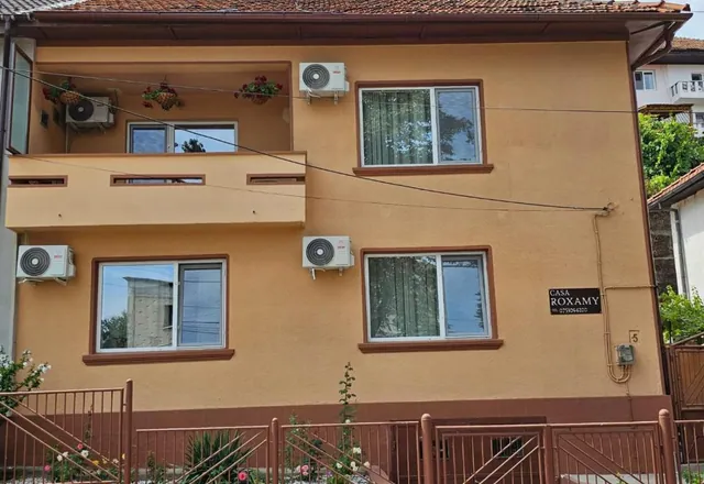 Fotografie de la Casa Roxamy, Orșova