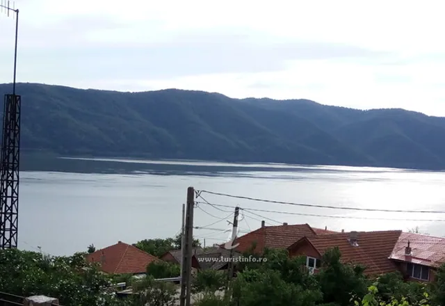 Fotografie de la Popas Turistic Casa Sviniceană, Svinița